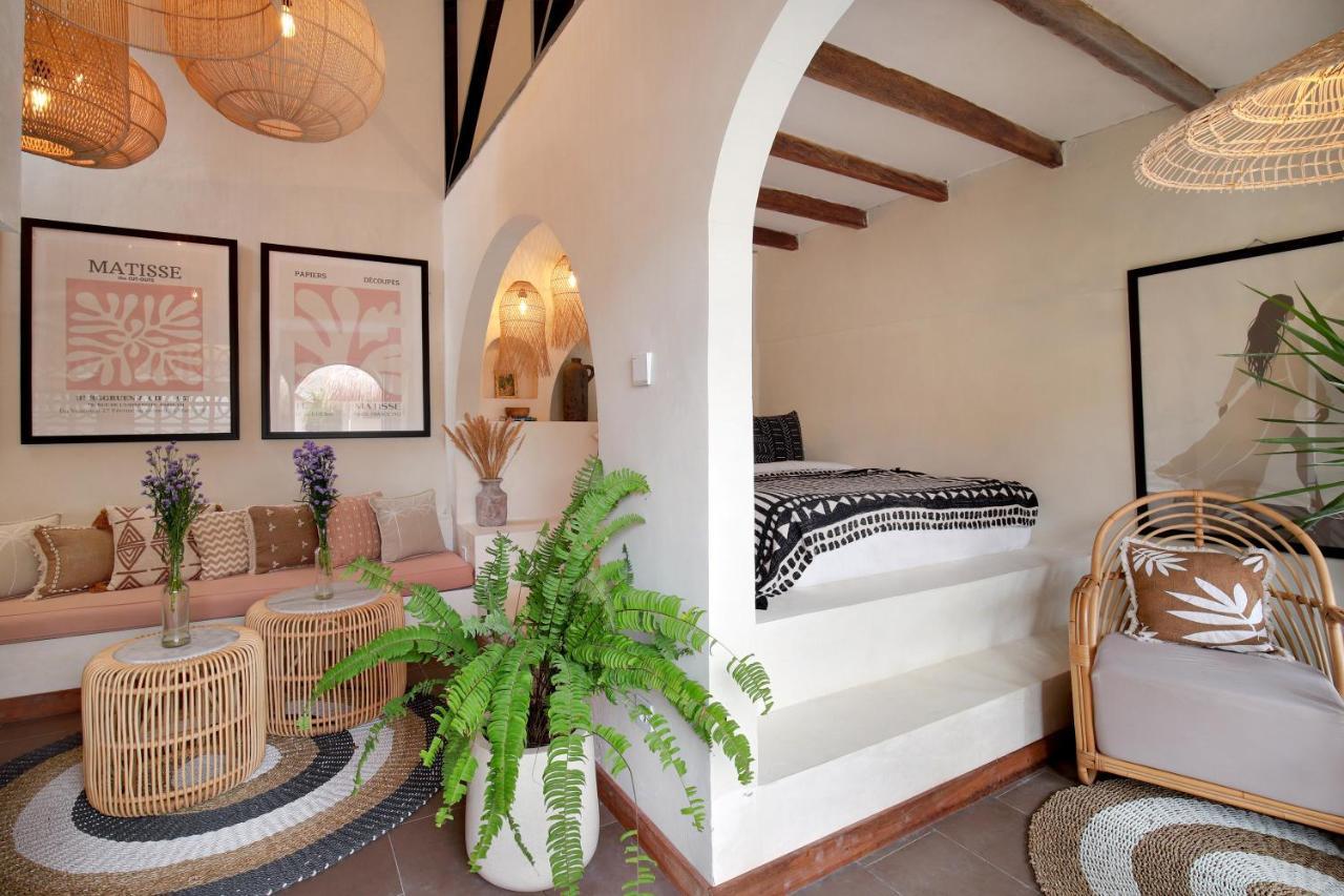 Seminyak Beach Bungalow Studio Villa 1 With Private Pool Sbb1 Eksteriør bilde